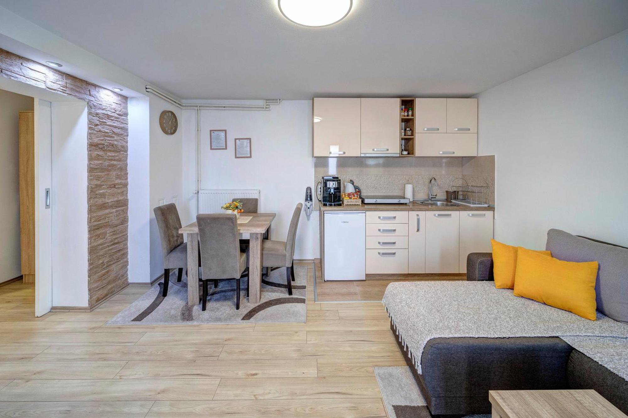 Apartman Nena ピロト エクステリア 写真